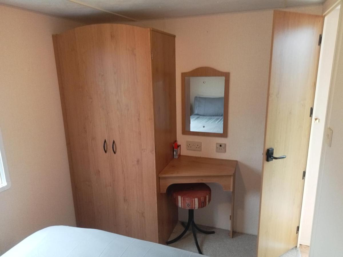 24 Headwards Caravan Retreat, Hemsby Great Yarmouth